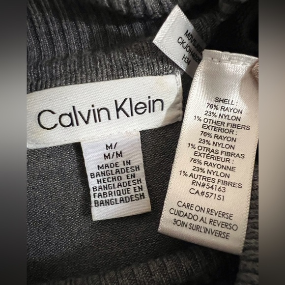 Calvin Klein Striped Turtleneck Sweater Size Medium - Picture 3 of 3